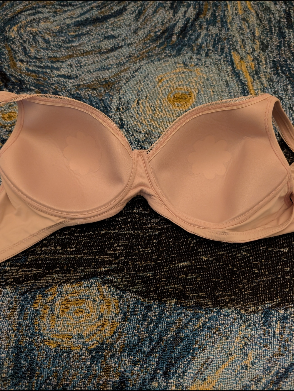 Wonderbra - Picture 5 of 5